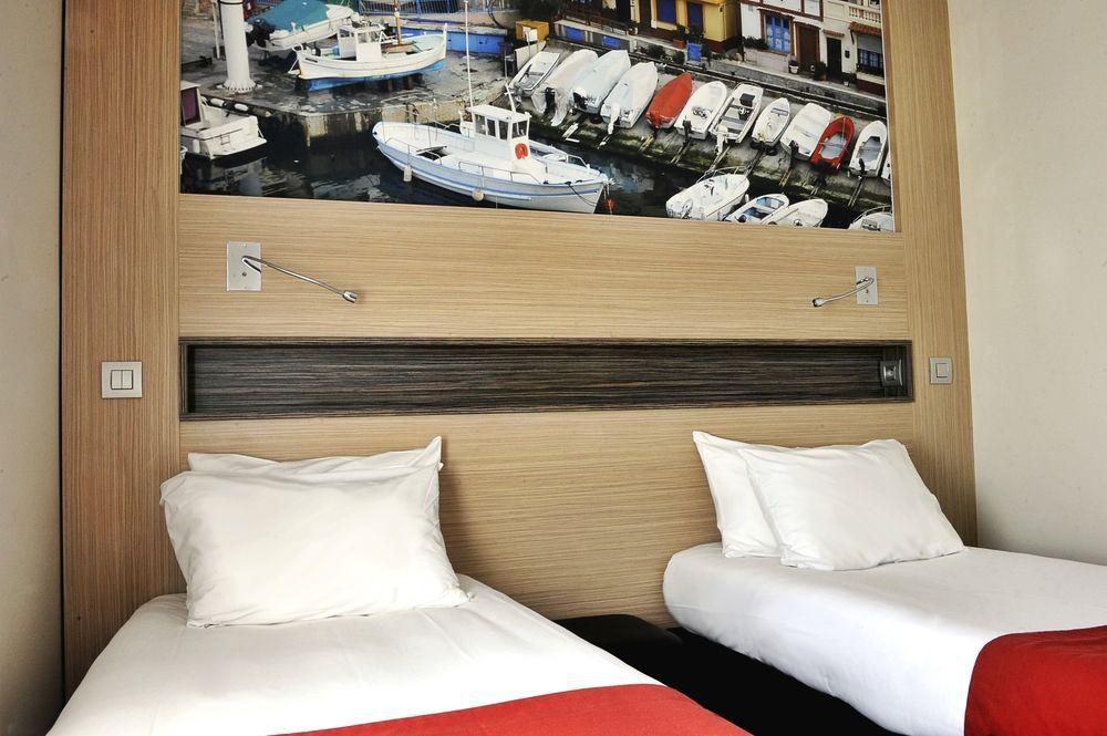 ויטרולה Greet Hotel Marseille Provence Aeroport מראה חיצוני תמונה