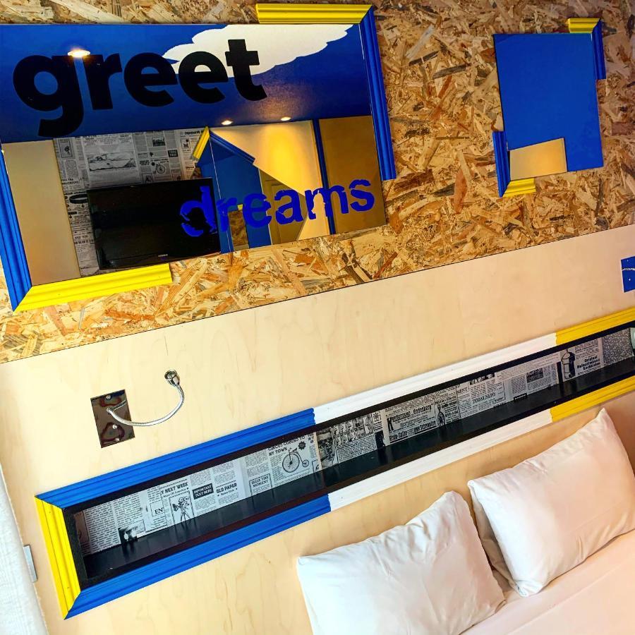 ויטרולה Greet Hotel Marseille Provence Aeroport מראה חיצוני תמונה