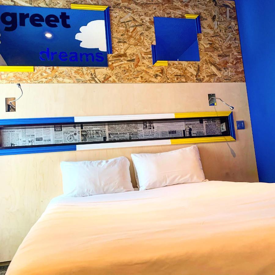 ויטרולה Greet Hotel Marseille Provence Aeroport מראה חיצוני תמונה